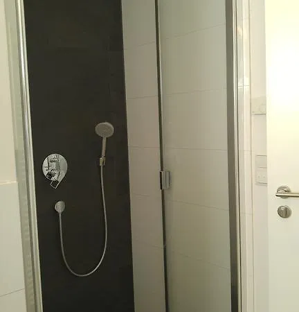 Zimmervermietung Im Zentrum Waiblingens Pensjonat