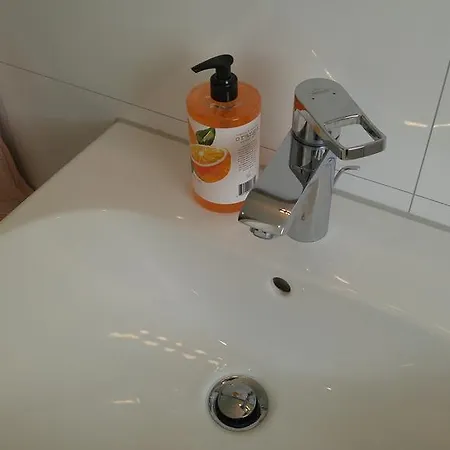 Zimmervermietung Im Zentrum Waiblingens Pensjonat *